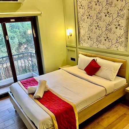 Hotel Castle Manor - Auroville Beach 蓬蒂切里 外观 照片