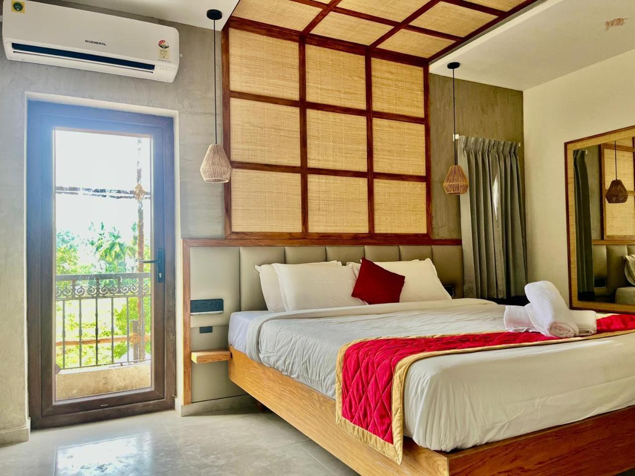 Hotel Castle Manor - Auroville Beach 蓬蒂切里 外观 照片